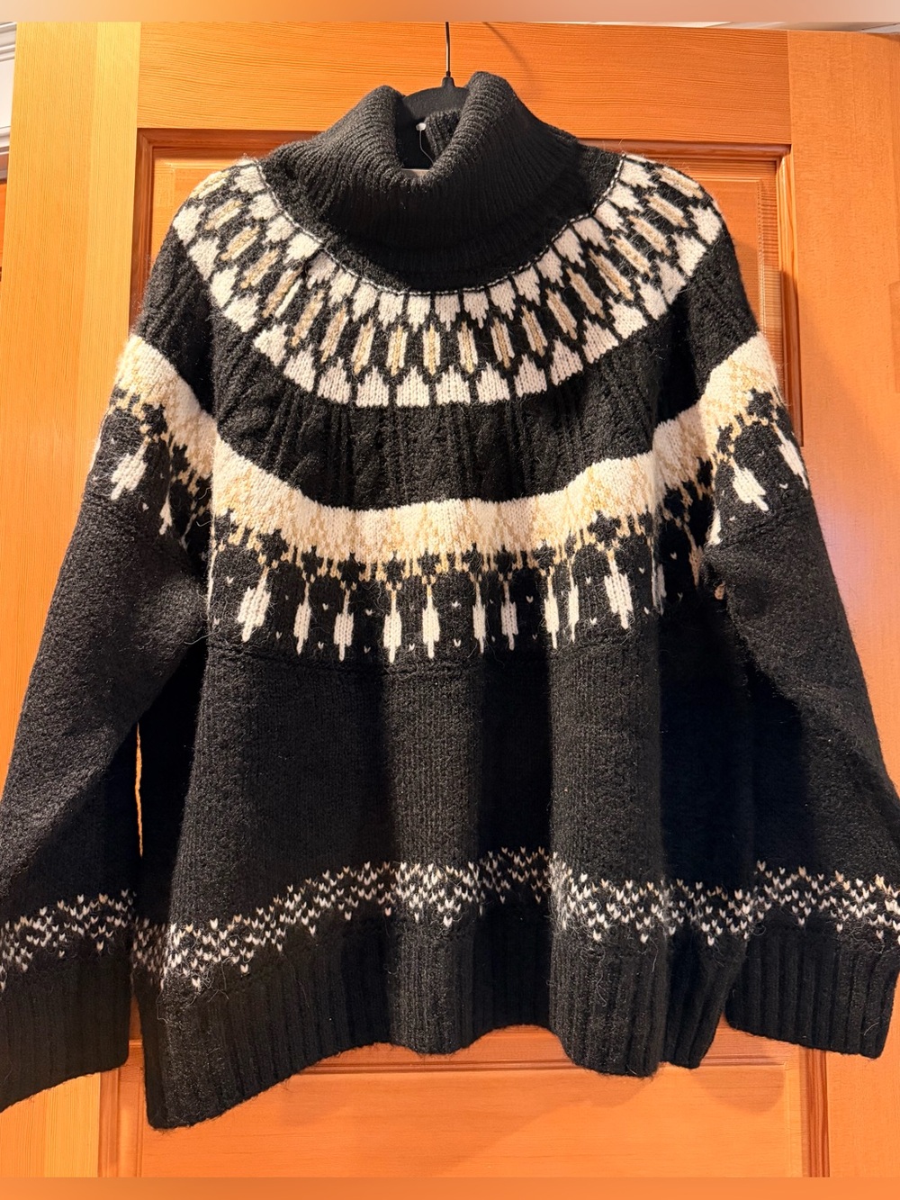 Old Navy Black and Cream Fair Isle Turtleneck Sweater